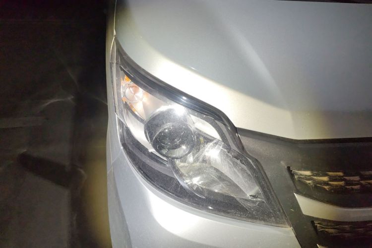 长安凯程 长安之星5 2022款 1.4L经典版客车JL473Q3车身外观8