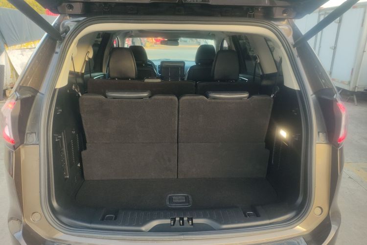 福特 锐界 2016款 EcoBoost 245 四驱尊锐型 7座机舱底盘23