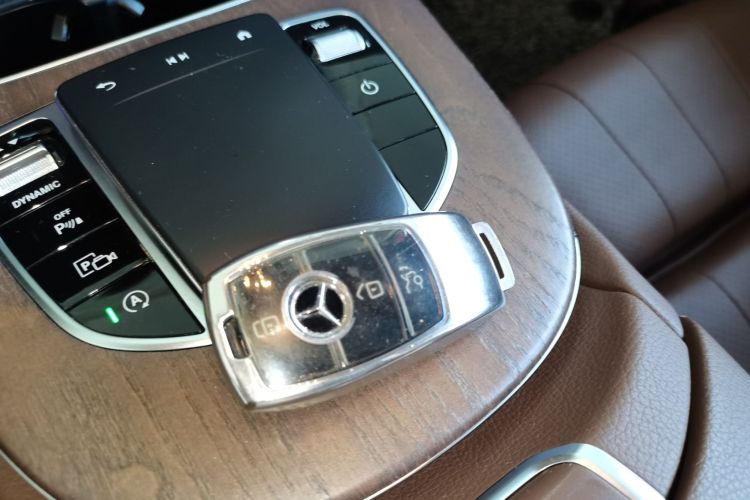 奔驰E级 2023款 E 260 L中控内饰7001