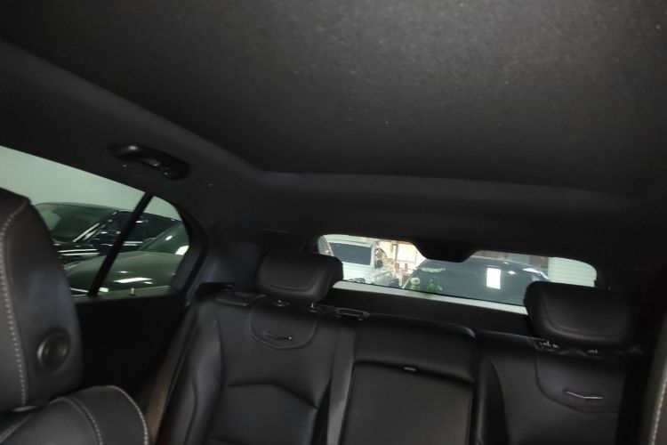 凯迪拉克XT4 2018款 28T 两驱领先型中控内饰22