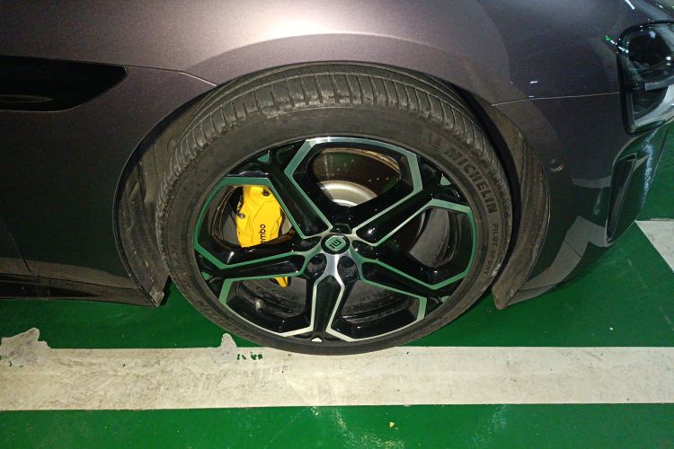 小米汽车 小米SU7 2024款 四驱超长续航高阶智驾Max版车身外观10