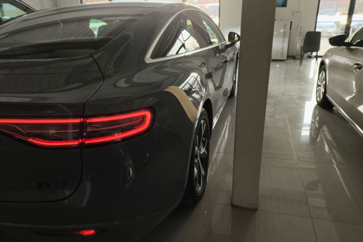 鸿蒙智行 智界S7 2024款 Max车身外观9