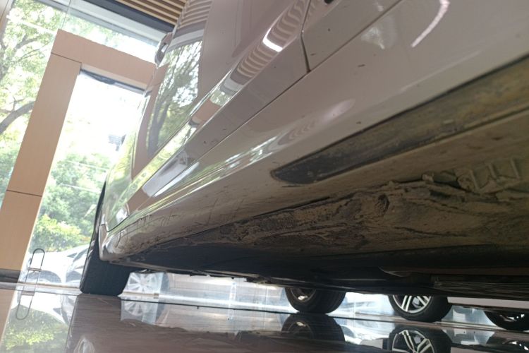 宝马5系 2018款 525Li M运动套装局部细节9001