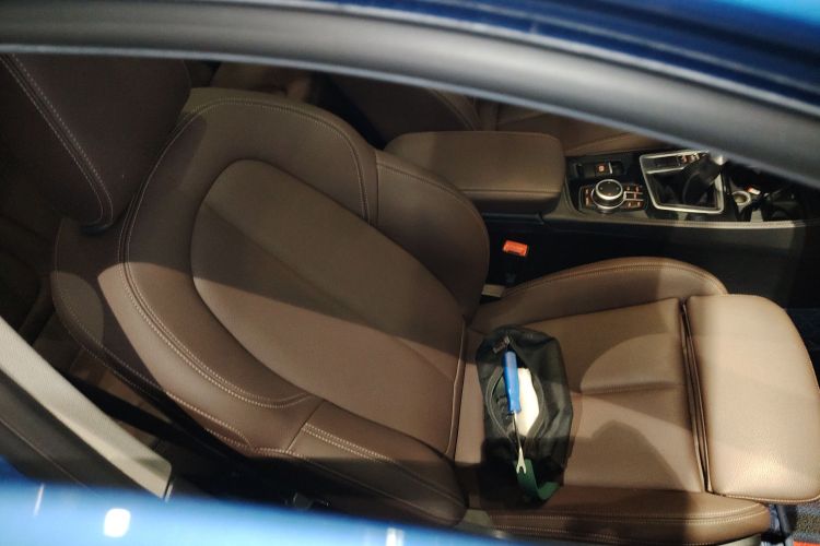 宝马1系 2019款 118i M运动套装局部细节41