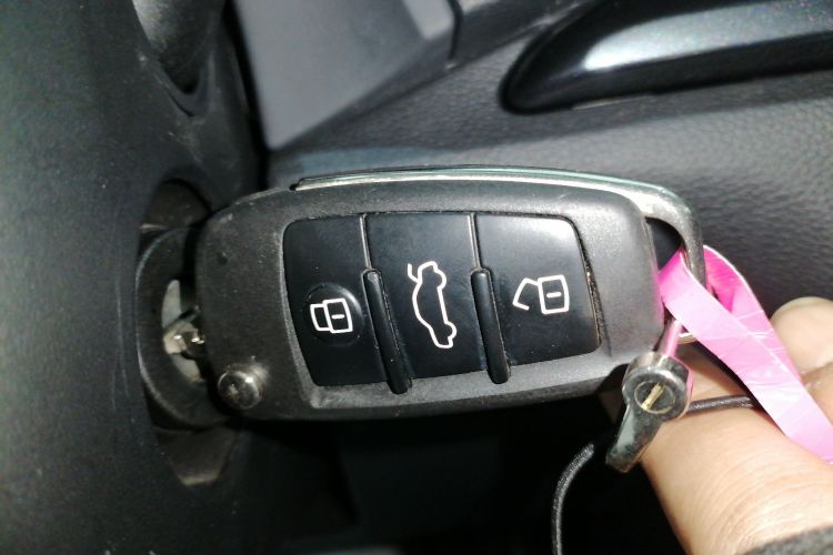 奥迪A3 2020款 Sportback 35 TFSI 时尚型 国VI中控内饰11