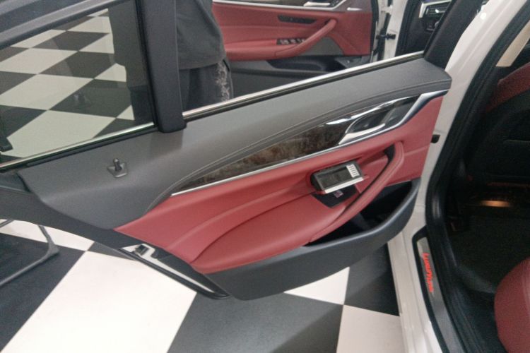 宝马5系 2021款 改款 525Li 豪华套装中控内饰49