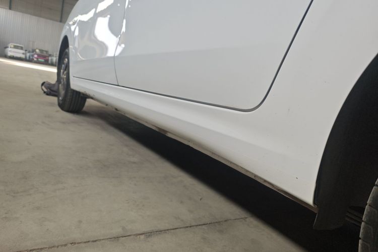 五菱汽车 五菱宏光新能源 2025款 增程式混动 50KM 舒适型局部细节9002