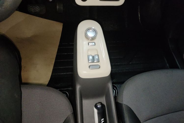 长安启源 长安Lumin 2022款 155km 清甜款中控内饰18