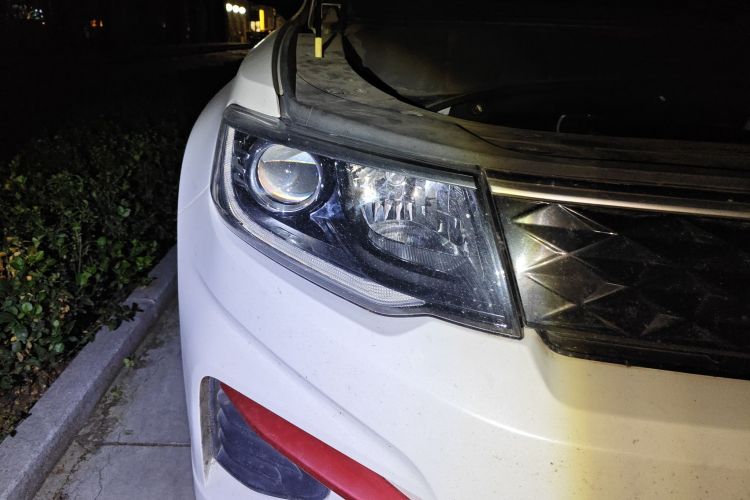 长安CS35PLUS 2021款 荣耀百万版 1.6L CVT精英版车身外观6006