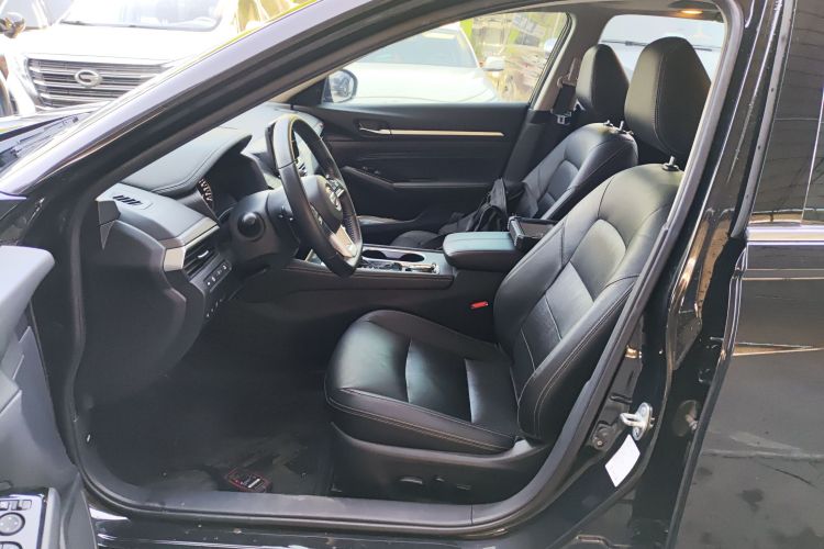 日产 天籁 2021款 2.0T XL Upper AD1 智享领航版中控内饰19