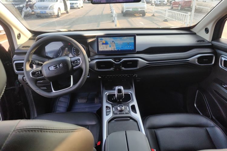 吉利汽车 豪越 2020款 1.8TD DCT豪华型 7座中控内饰7002
