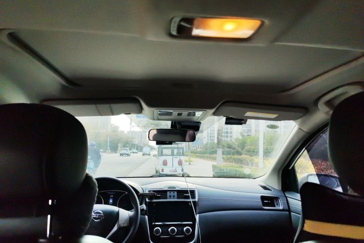 日产 骐达TIIDA 2019款 1.6L CVT智行版 国VI中控内饰22