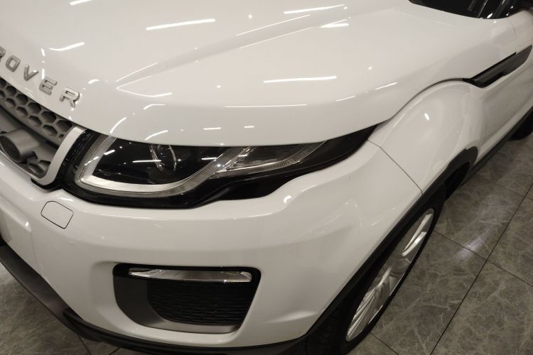 路虎 揽胜极光 2017款 2.0T SE 智耀版局部细节36