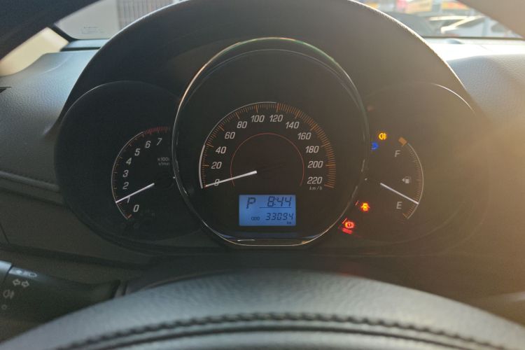 丰田 YARiS L 致炫 2021款 致炫X 1.5L CVT领先版局部细节14