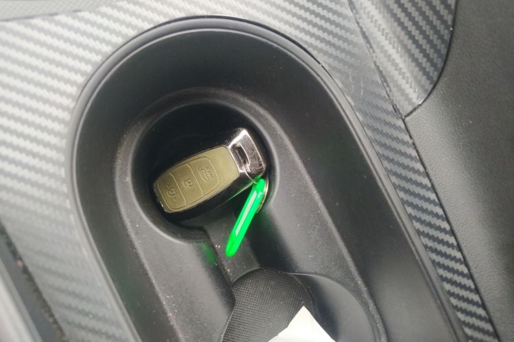 现代 伊兰特 2023款 1.5L CVT GLX精英版中控内饰11