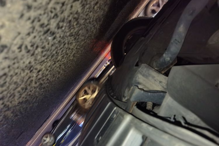 大众 途锐 2015款 3.0TDI 柴油标配型局部细节9008