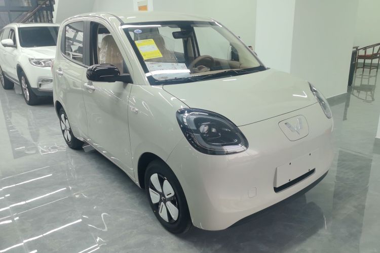 五菱汽车 宏光MINIEV 2025款 四门版 进阶款车身外观3