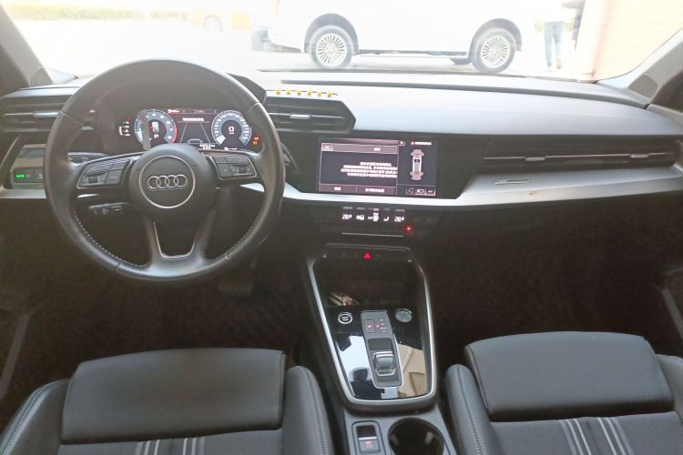 奥迪A3 2021款 Sportback 35 TFSI 时尚运动型中控内饰7002