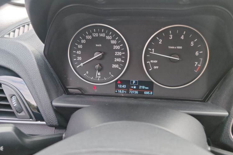 宝马1系(进口) 2013款 改款 116i 都市型中控内饰14