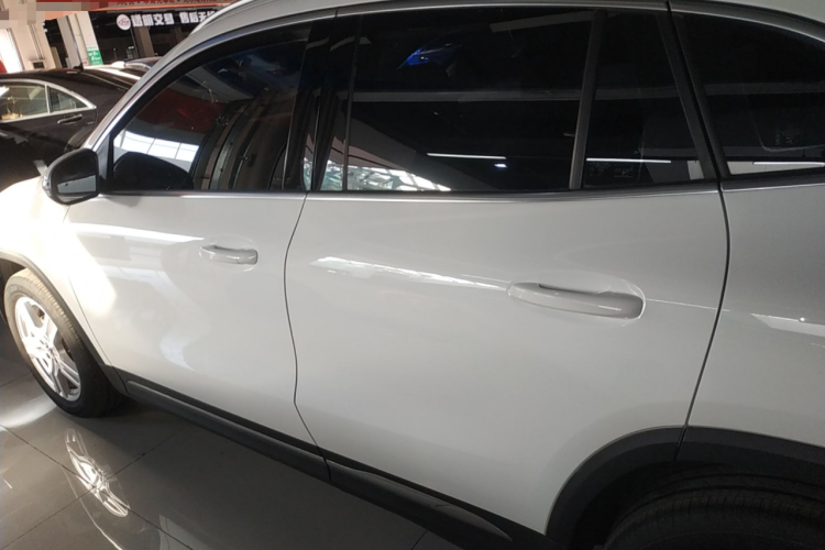 奔驰GLA 2023款 改款 GLA 200车身外观6003