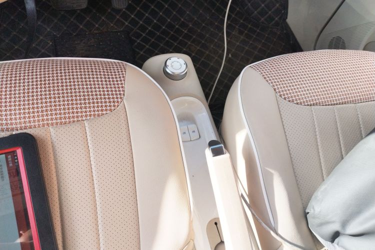 五菱汽车 宏光MINIEV 2024款 第三代 215km 青春版中控内饰18