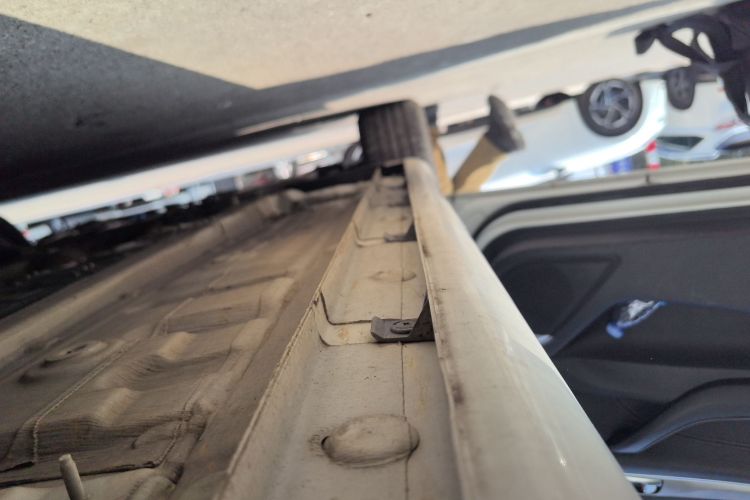 长安 逸动 2019款 高能版 1.6L GDI 手动先锋型 国VI局部细节9002