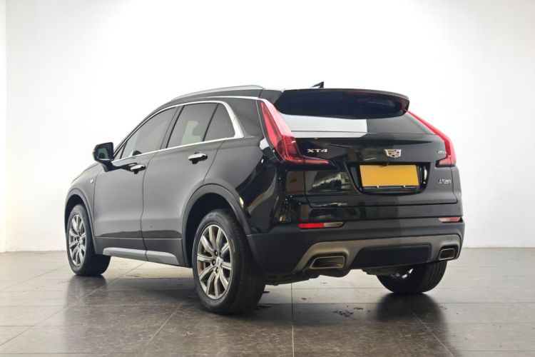 凯迪拉克XT4 2020款 改款 28T 两驱领先型车身外观4