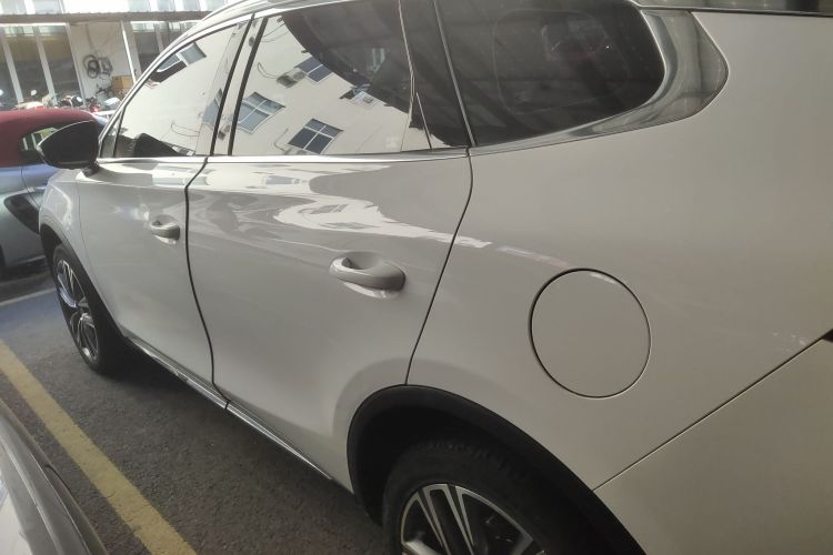 比亚迪 唐 2018款 2.0T 自动智联尊荣型 7座 国V车身外观4