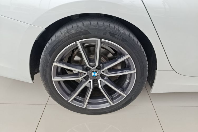 宝马3系 2022款 325Li M运动套装车身外观6008