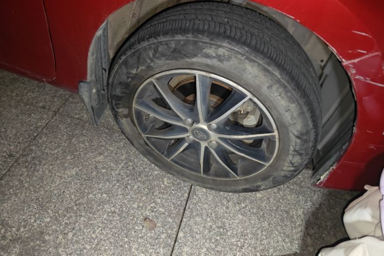 丰田 YARiS L 致享 2017款 1.5E CVT魅动版车身外观10