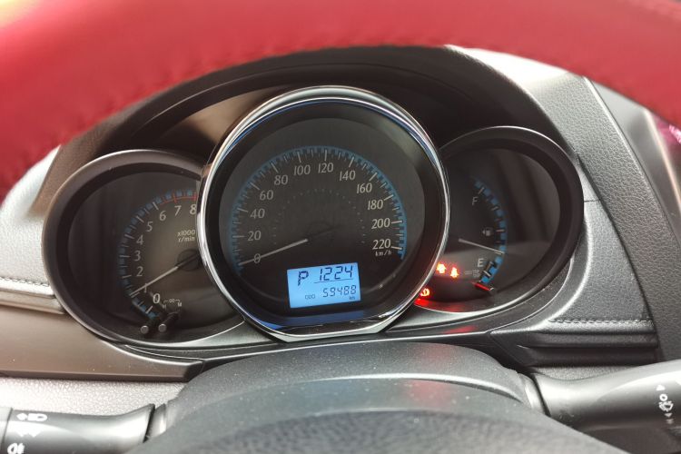 丰田 YARiS L 致炫 2016款 改款 1.5E CVT魅动版中控内饰14