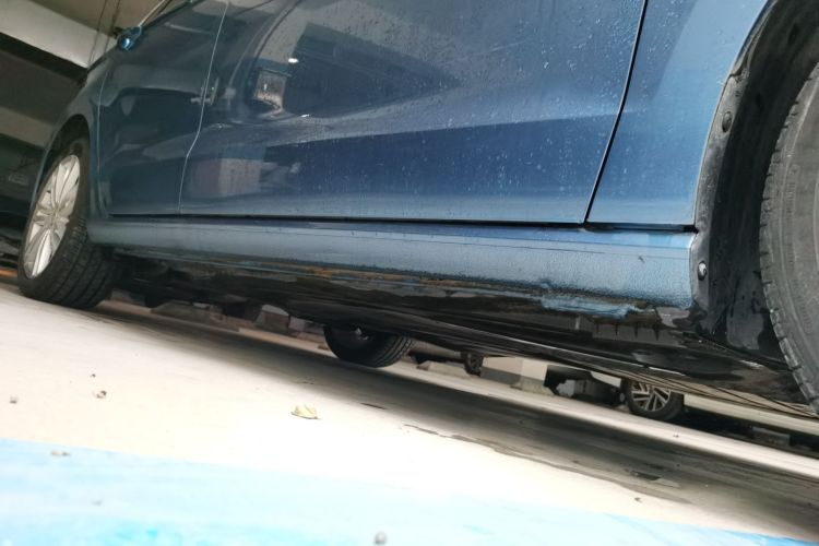 大众 高尔夫·嘉旅 2018款 280TSI 自动豪华型局部细节9001