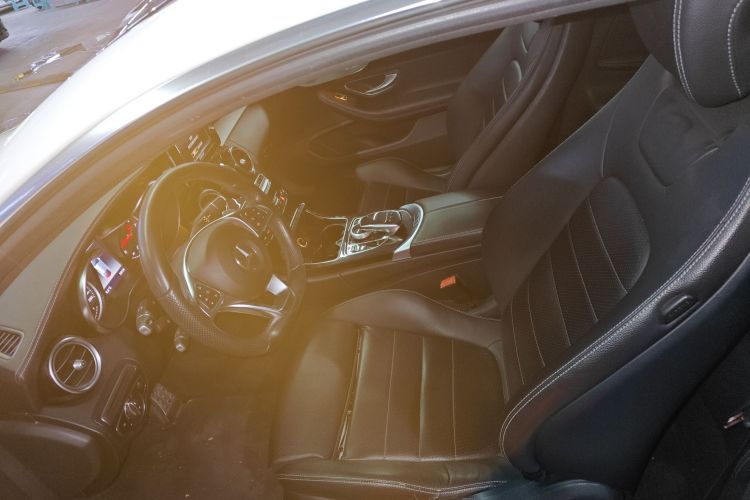 奔驰C级(进口) 2018款 C 200 轿跑车中控内饰19