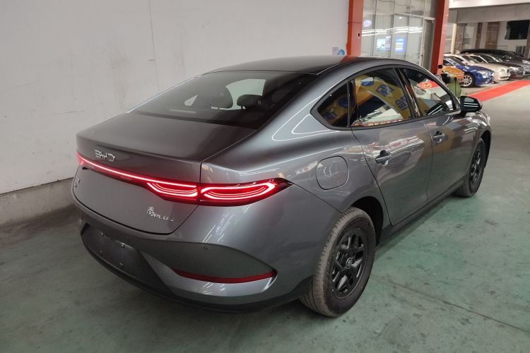 比亚迪 秦PLUS 2025款 DM-i 智驾版 128KM进取型车身外观7