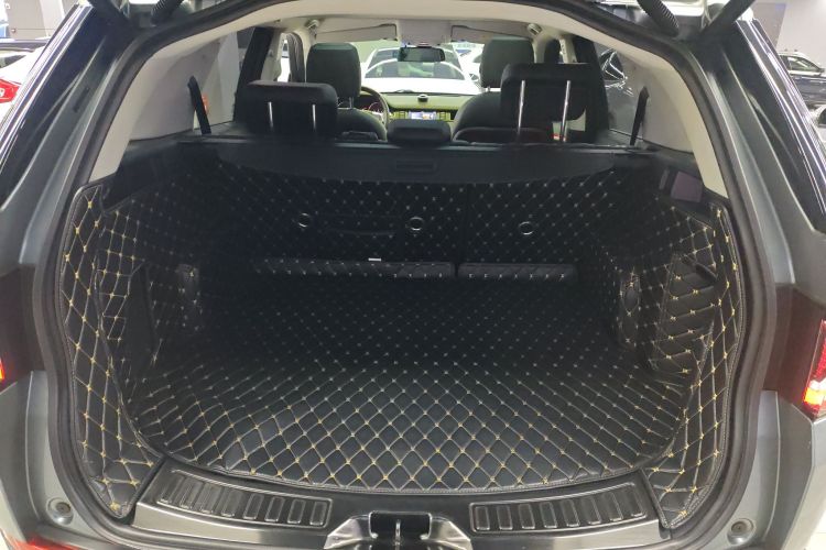 路虎 发现神行 2018款 240PS SE版局部细节23