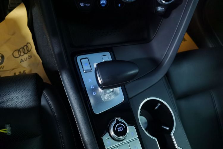 捷尼赛思G70 2021款 2.0T 后驱豪华版中控内饰18