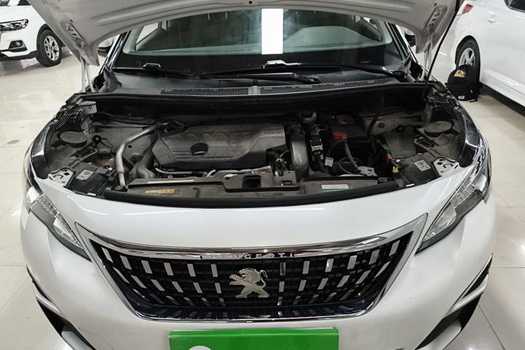 标致4008 2019款 360THP 领先版机舱底盘24