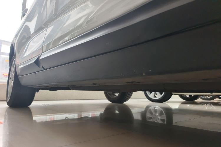 吉利汽车 帝豪GS 2016款 运动版 1.8L 手动领尚型机舱底盘29