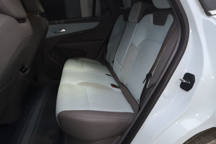 睿蓝汽车 睿蓝7 2023款 605km 猎光中控内饰7004