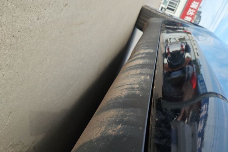 特斯拉 Model Y 2022款 改款 后轮驱动版局部细节9001