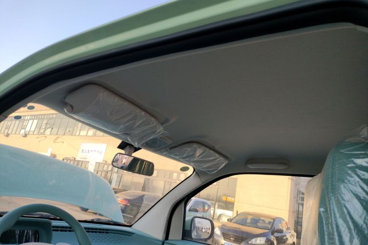 凌宝汽车 凌宝uni 2025款 微甜版 11.52kWh中控内饰22