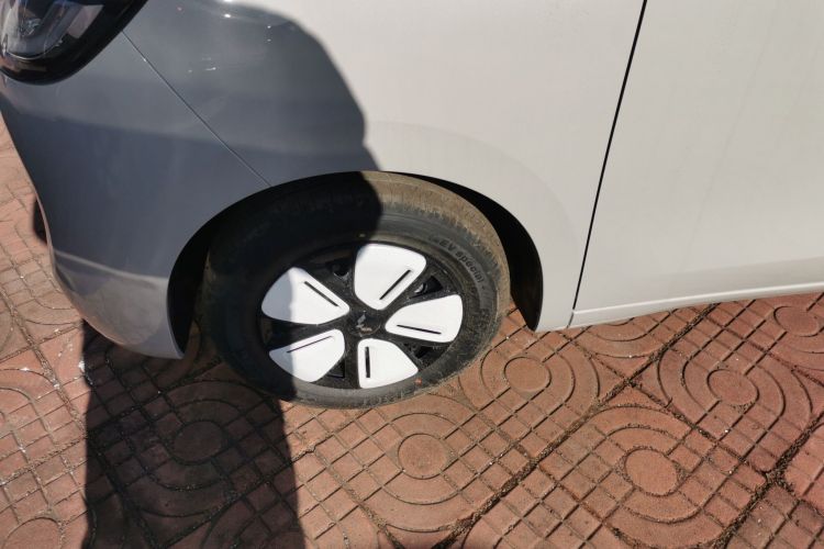 五菱汽车 宏光MINIEV 2025款 四门版 臻享+款车身外观6007