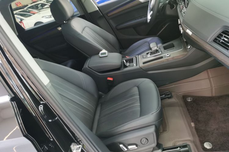 奥迪Q5L 2023款 40T 豪华致雅型局部细节41