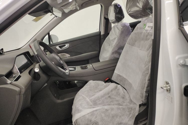 鸿蒙智行 尚界H5 2025款 增程 Pro局部细节19