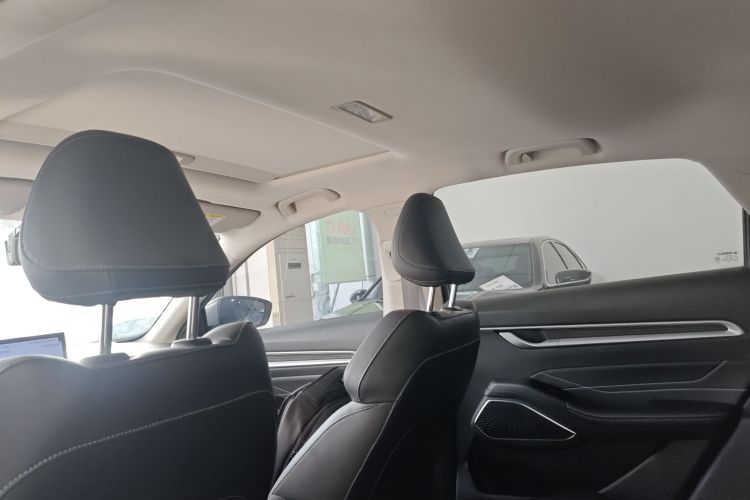 吉利汽车 帝豪 2023款 第4代冠军版 1.5L CVT尊贵型中控内饰22