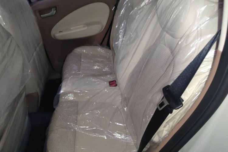 五菱汽车 宏光MINIEV 2025款 四门版 进阶款中控内饰21