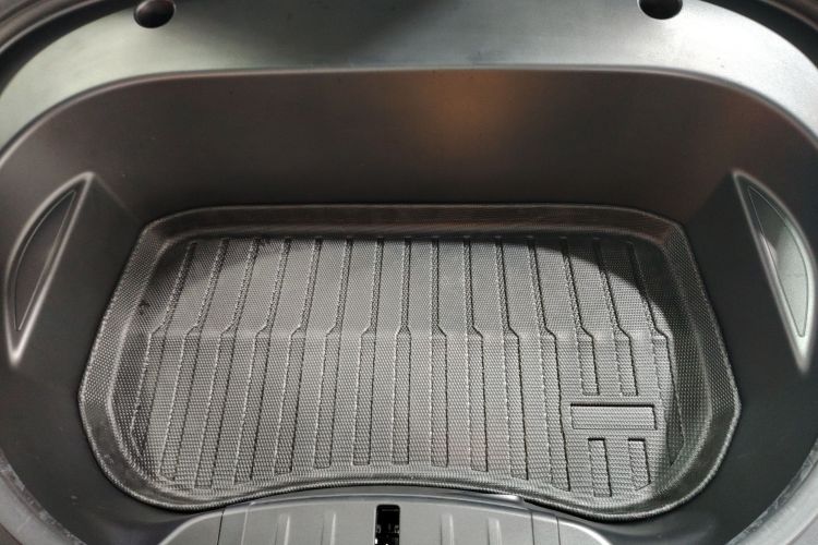 特斯拉 Model 3 2022款 后轮驱动版局部细节24