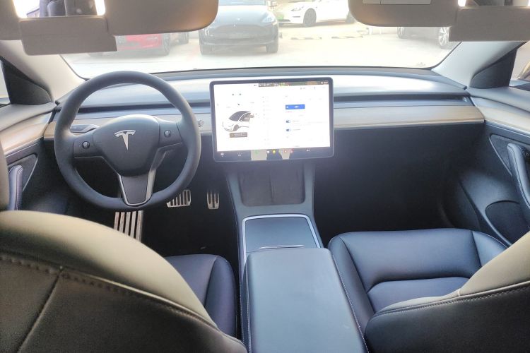 特斯拉 Model 3 2021款 标准续航后驱升级版中控内饰7002