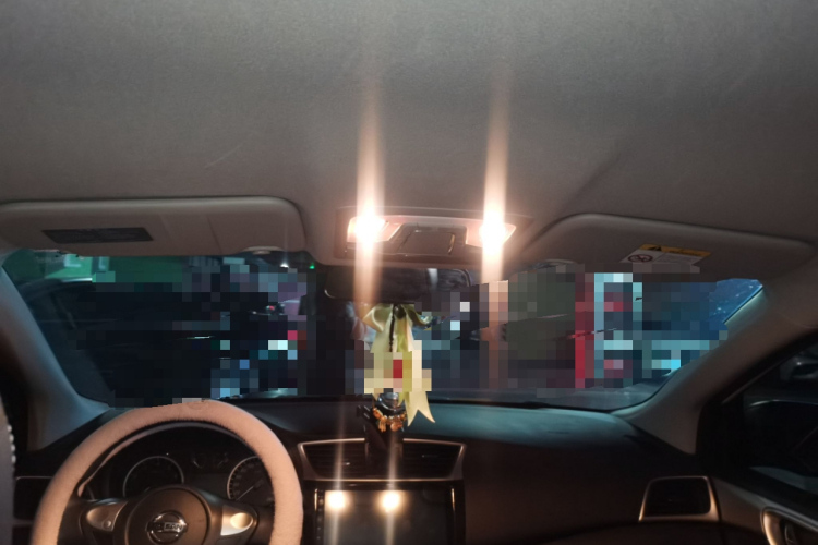 日产 轩逸 2022款 经典 1.6XE CVT舒适版中控内饰22