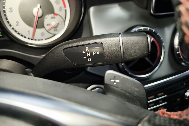 奔驰CLA 2015款 CLA 220 4MATIC局部细节18